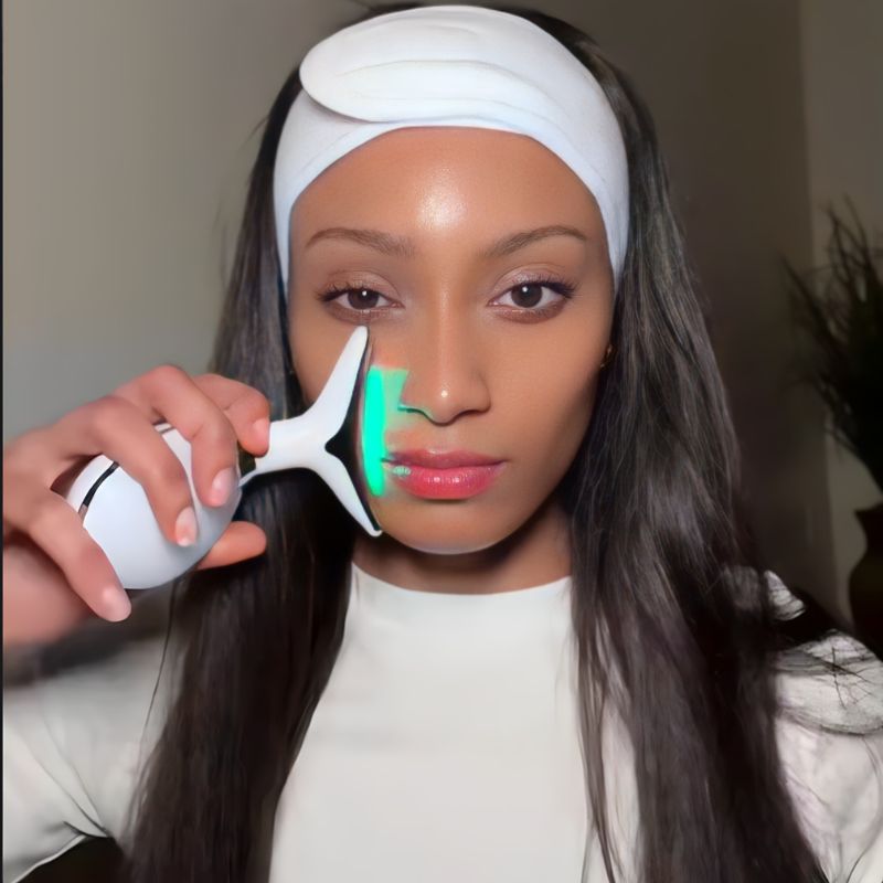 LED Face Sculpting Tool